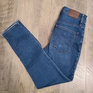 Madewell Curvy High-Rise Skinny Crop Jeans